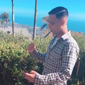 Meet your Posher, Nick